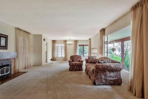 341 W Eaton Ave, Tracy, CA 95376 photo 2