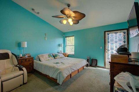 72 Via Borrelli, Gustine, CA 95322 photo 9