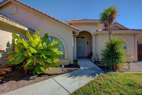 72 Via Borrelli, Gustine, CA 95322 photo 2