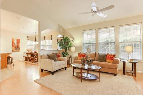 3452 Koso St, Davis, CA 95618 photo 2