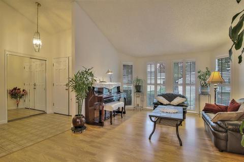 5980 Adana Cir, Carmichael, CA 95608 photo 6