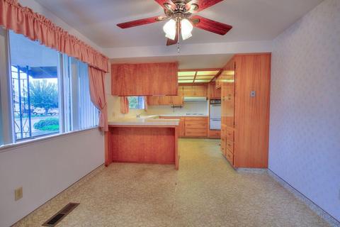 1061 Laurel Ave, Gustine, CA 95322 photo 7