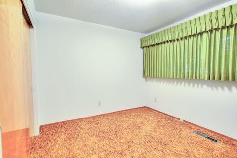 1061 Laurel Ave, Gustine, CA 95322 photo 14