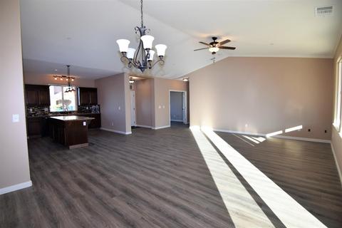 858 Morales Ct, Ceres, CA 95307 photo 8