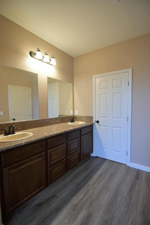 858 Morales Ct, Ceres, CA 95307 photo 23