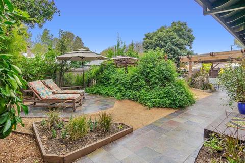 2750 Belmont Dr, Davis, CA 95618 photo 23