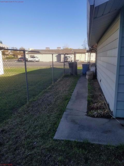 1768 Beverly Ave, Olivehurst, CA 95961 photo 3