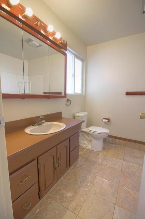 530 Brighton Ave, Modesto, CA 95355 photo 21