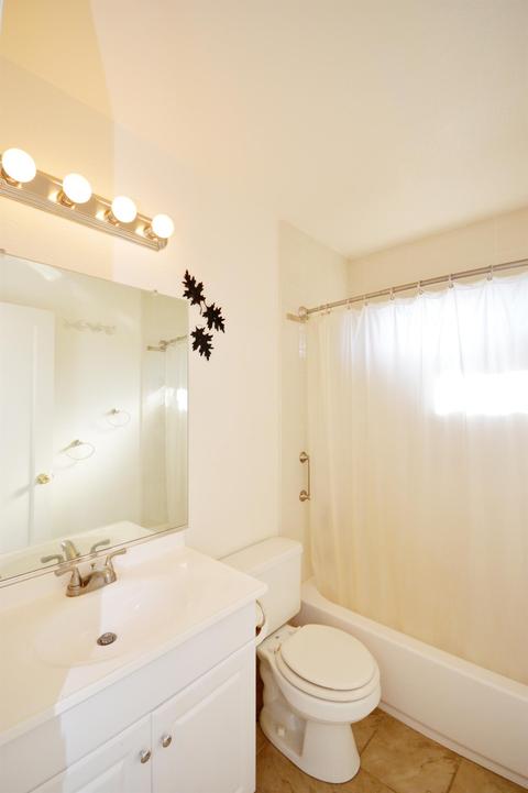 216 E Rumble Rd, Modesto, CA 95350 photo 13