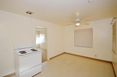216 E Rumble Rd, Modesto, CA 95350 photo 4