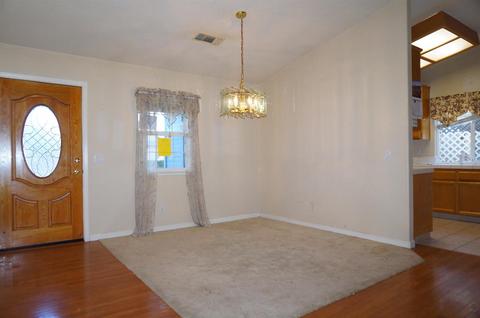 560 E 10th St, Lincoln, CA 95648 photo 5