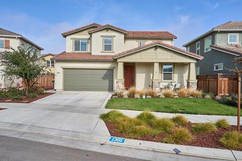 1301 Darrow Dr, Lathrop, CA 95330 photo 3
