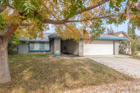 647 Waxwing Ln, Newman, CA 95360 photo 2