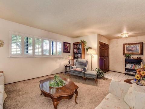 5944 Camray Cir, Carmichael, CA 95608 photo 2