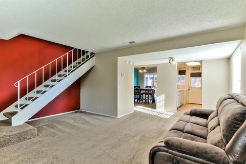 4039 Oak Villa Cir, Carmichael, CA 95608 photo 9