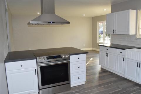 716 Stone Pine Way, Modesto, CA 95351 photo 8