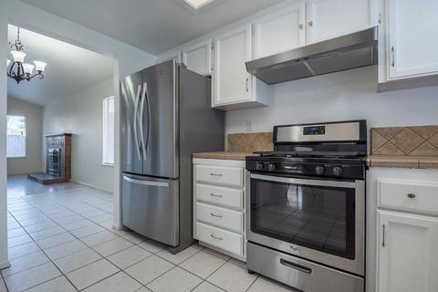 2401 Echo Park Ct, Modesto, CA 95358 photo 6