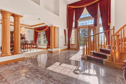 2633 W Armstrong Rd, Lodi, CA 95242 photo 3