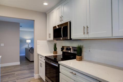 4526 Northampton Dr, Carmichael, CA 95608 photo 7