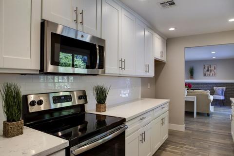 4526 Northampton Dr, Carmichael, CA 95608 photo 5