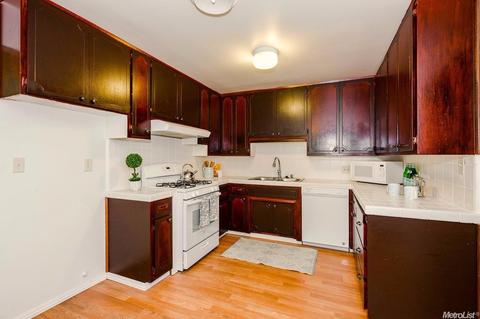 5805 North Ave, Carmichael, CA 95608 photo 3