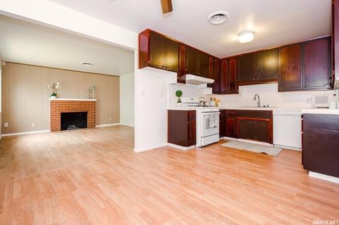 5805 North Ave, Carmichael, CA 95608 photo 4