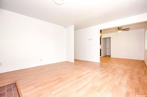 5805 North Ave, Carmichael, CA 95608 photo 10