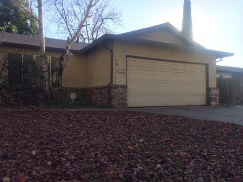 2520 Surrey, Modesto, CA 95355 photo 2