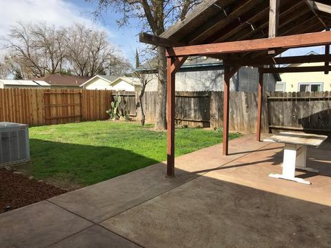 435 Russell St, Winters, CA 95694 photo 2