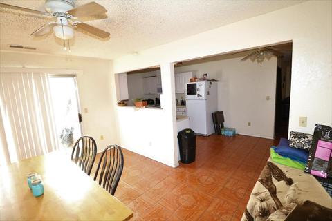 658 Periwinkle Dr, Patterson, CA 95363 photo 11