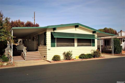 1929 Diamond Head Dr, Modesto, CA 95355 photo 1