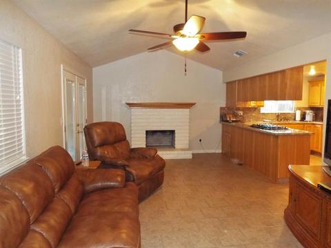 3085 Augsburg Ct, Turlock, CA 95382 photo 2