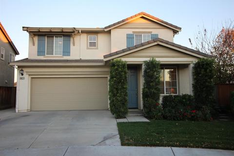 2027 Yolanda St, Ceres, CA 95307 photo 1