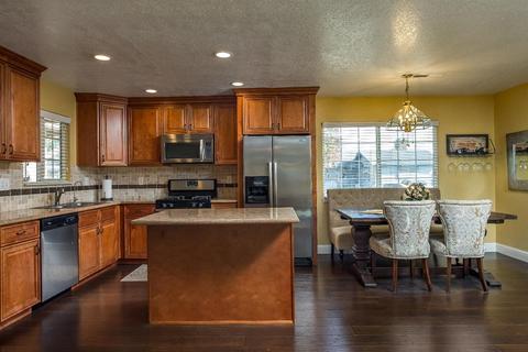 2017 Cardinal Dr, Ceres, CA 95307 photo 9