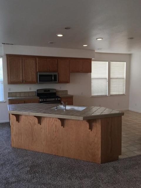 1845 Matterhorn St, Manteca, CA 95337 photo 5