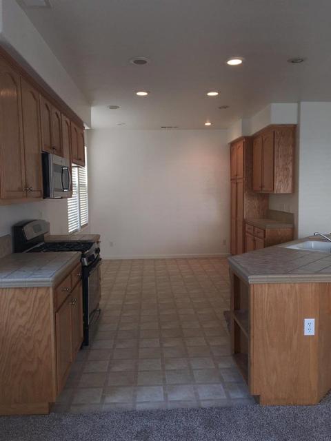 1845 Matterhorn St, Manteca, CA 95337 photo 4
