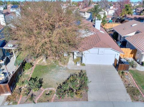 685 Buckinghorse Ct, Tracy, CA 95376 photo 4