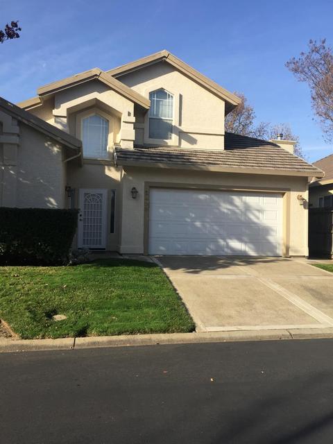 2409 Fallwater Ln, Carmichael, CA 95608 photo 2