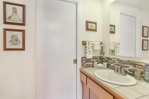 4640 Cypress Ave, Carmichael, CA 95608 photo 15