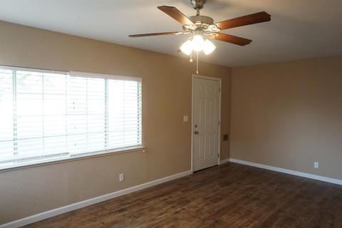 2012 Sequoia St, Ceres, CA 95307 photo 3