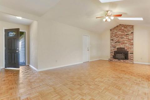 700 El Capitan Dr, Lodi, CA 95242 photo 4