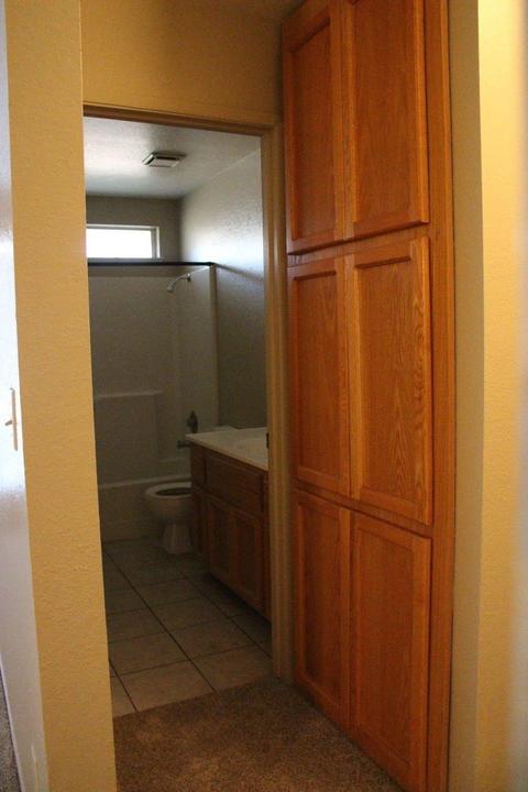 1407 Lindstrom Ave, Modesto, CA 95351 photo 13