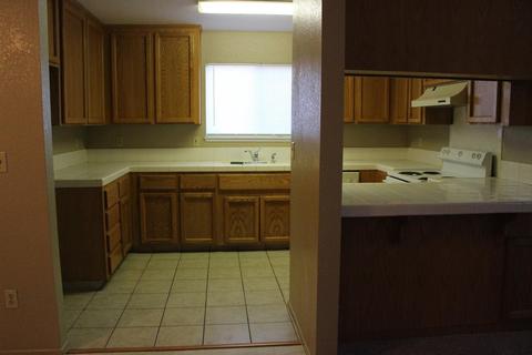 1407 Lindstrom Ave, Modesto, CA 95351 photo 8