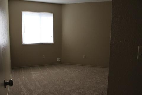 1407 Lindstrom Ave, Modesto, CA 95351 photo 15