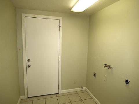 800 Edison St, Modesto, CA 95350 photo 23