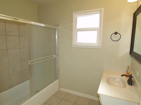 800 Edison St, Modesto, CA 95350 photo 16