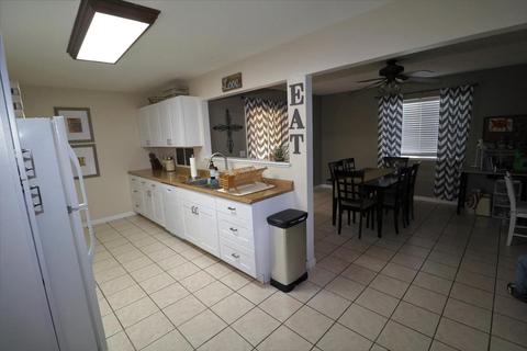 620 Lorelei Ln, Patterson, CA 95363 photo 7
