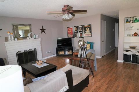 620 Lorelei Ln, Patterson, CA 95363 photo 4