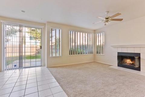2717 Tejon St, Lodi, CA 95242 photo 2