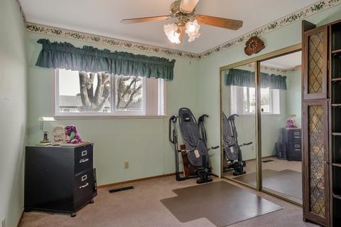 3301 Colonial Dr, Modesto, CA 95350 photo 17